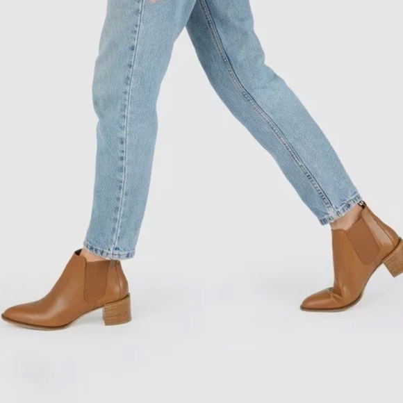 Brand New Everlane The Heel Boot Cognac Size 9 - Picture 2 of 2
